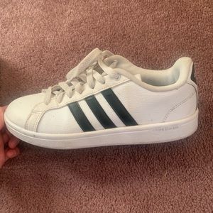 ADIDAS GRAND COURT SNEAKERS